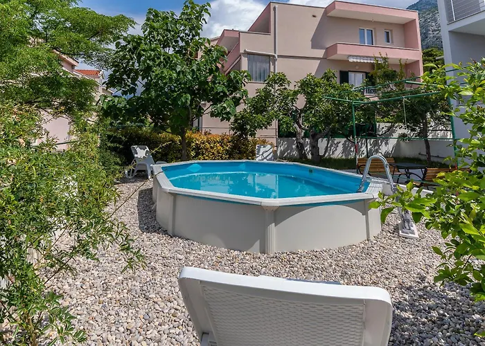 Apartment Turtle Gardens