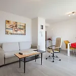 Turtle Gardens Apartment