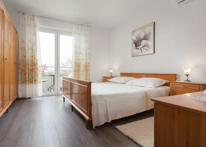 Turtle Gardens * Makarska