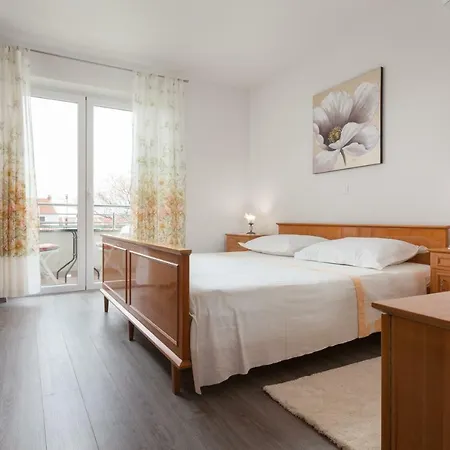 Turtle Gardens * Makarska